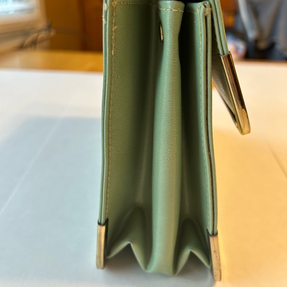 Vintage Markay Leather Clutch Hand Bag Green Gold Trim - Picture 5 of 14